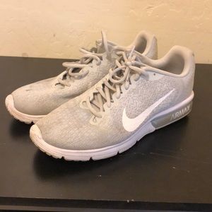 Nike air max sequent 2